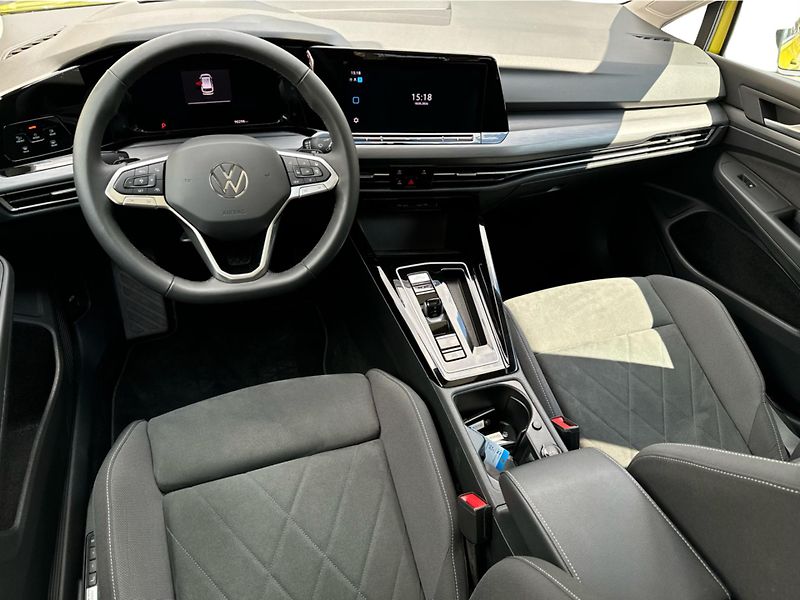 Volkswagen Golf Style 2.0 TDI 110 kW DSG Varia - fotka 10 z 25