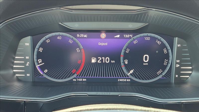 Škoda Superb 1,5 TSi 110 KW L&K - fotka 14 z 37