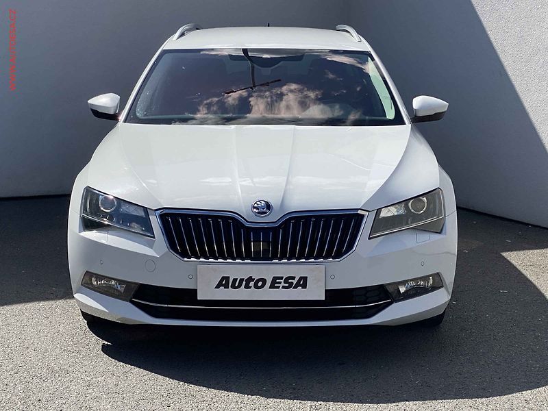 Škoda Superb (2017) 2.0 TDi, Style, STK6/28 - fotka 2 z 18