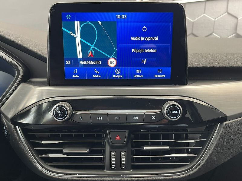 Ford Kuga 2.5 Duratec HEV TITANIUM - fotka 20 z 51