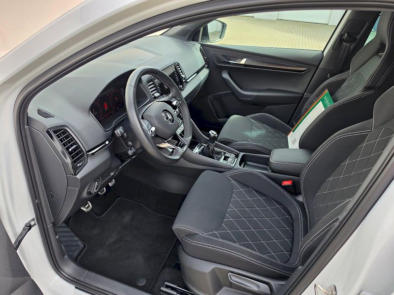 Škoda Karoq (2023) 1,5TSI 110KW SPORTLINE - fotka 23 z 33