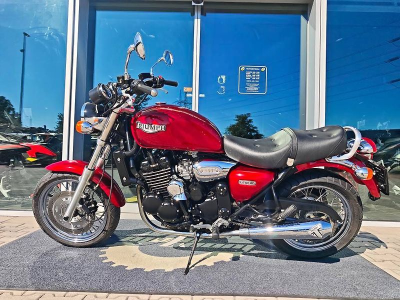 Triumph Legend TT (2001) - fotka 7 z 19