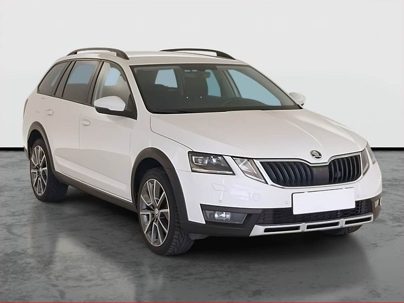 Škoda Octavia (2019) Scout 2.0 TSI, 4X4, Automat - fotografie inzerátu