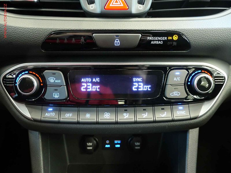 Hyundai i30 (2020) 1.4T-GDI, 1.maj,ČR, servis - fotka 17 z 20