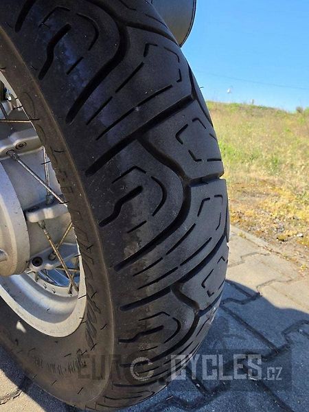 Yamaha XV 750 Virago (1996) - fotka 16 z 19