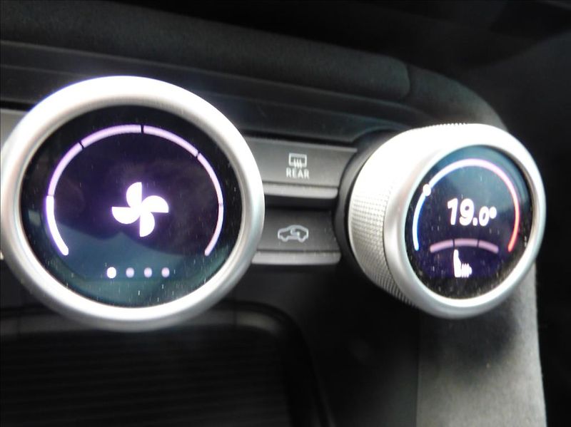 Škoda Kodiaq 2,0 TDI  SportsLine Záruka - fotka 70 z 90