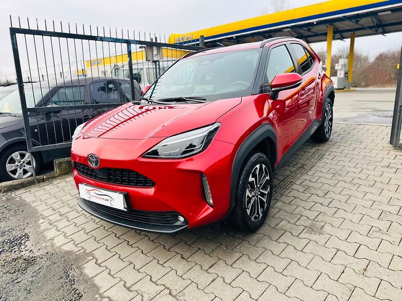 Toyota Yaris Cross (2024) 1.5 HEV e-CVT 4x4 Comfort - fotka 2 z 18