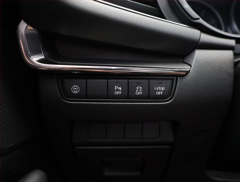 Mazda 3 (2019) 2.0 Skyactiv-G, ČR,1.maj - fotka 16 z 19