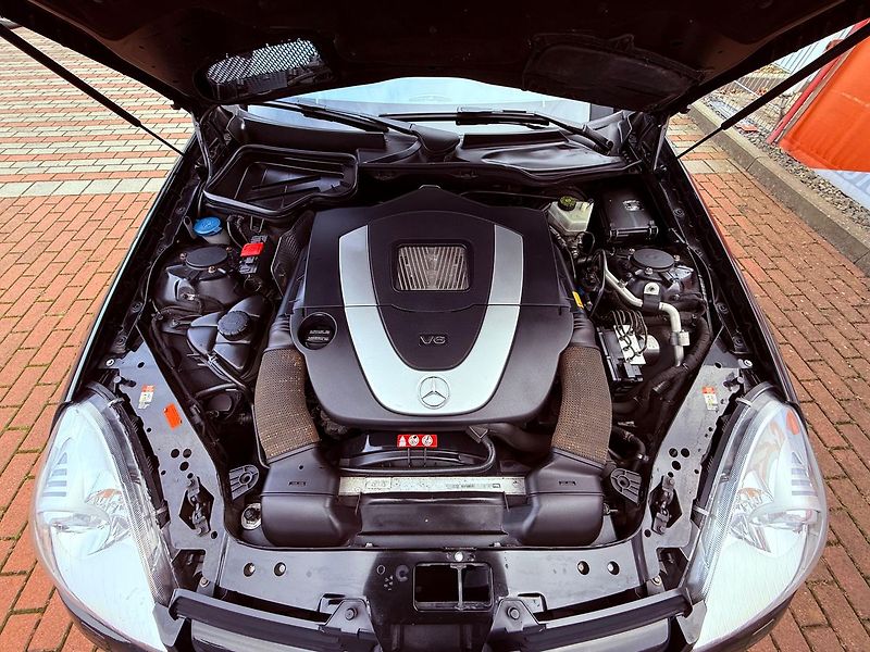 Mercedes-Benz SLK 350 Manuál, 80 tkm, Serviska - fotka 32 z 34