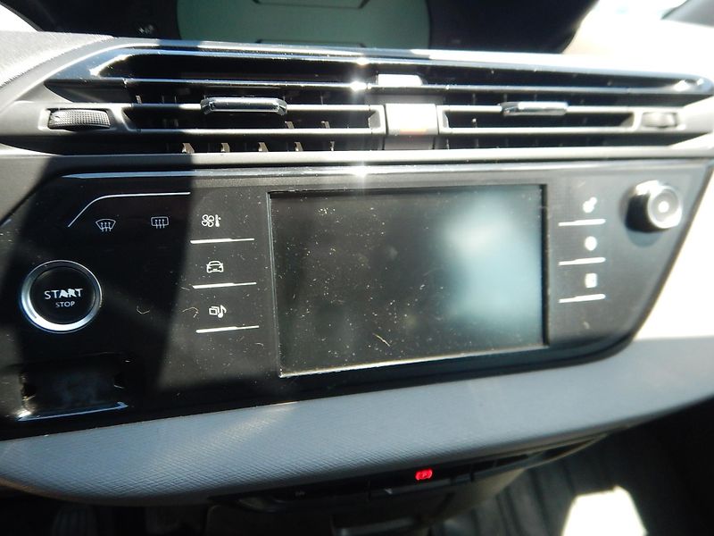 Citroën C4 Picasso 1.6i, 88 kW, DIGIKLIMA - fotka 19 z 27