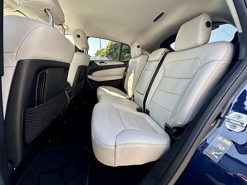 Mercedes-Benz GLE (2017) 400 4MATIC Kupé - fotka 10 z 35
