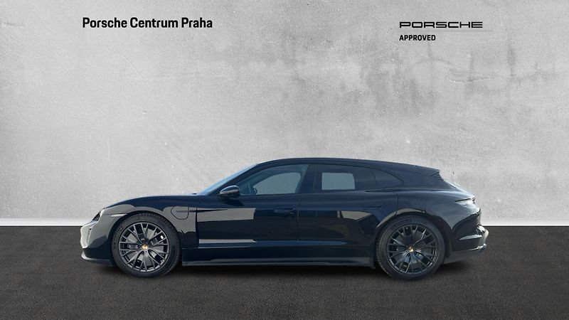 Porsche Taycan GTS - fotka 3 z 30