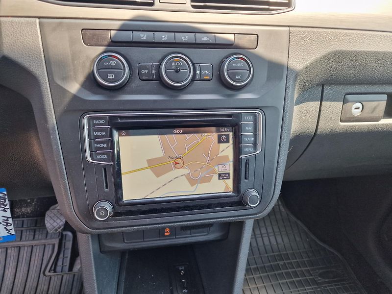 Volkswagen Caddy MAXI 2,0TDI 7SEDADEL NAVIGACE  - fotka 14 z 20