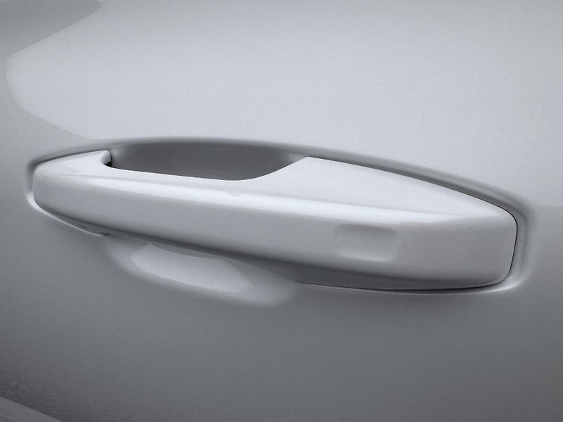 Volvo V60 (2026) T6 AWD Plug-in DARK ULTRA - fotka 17 z 24