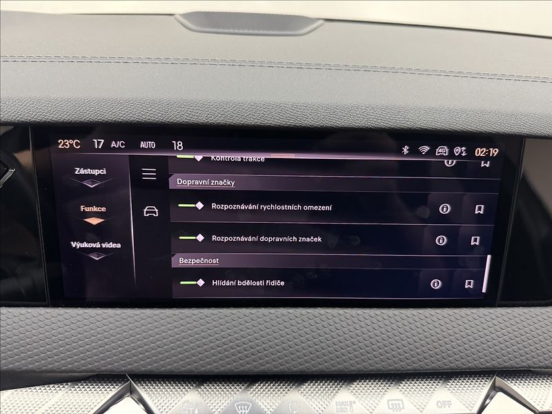 DS Automobiles DS4 1,5 DPH HUD TROCADERO AT8 ČR - fotka 21 z 47