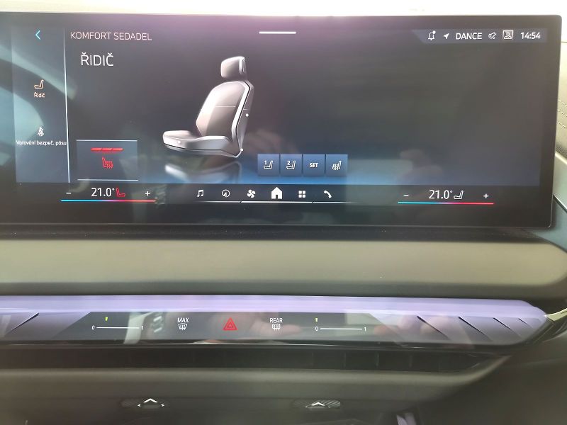 BMW X3 20d xDrive - fotka 30 z 33
