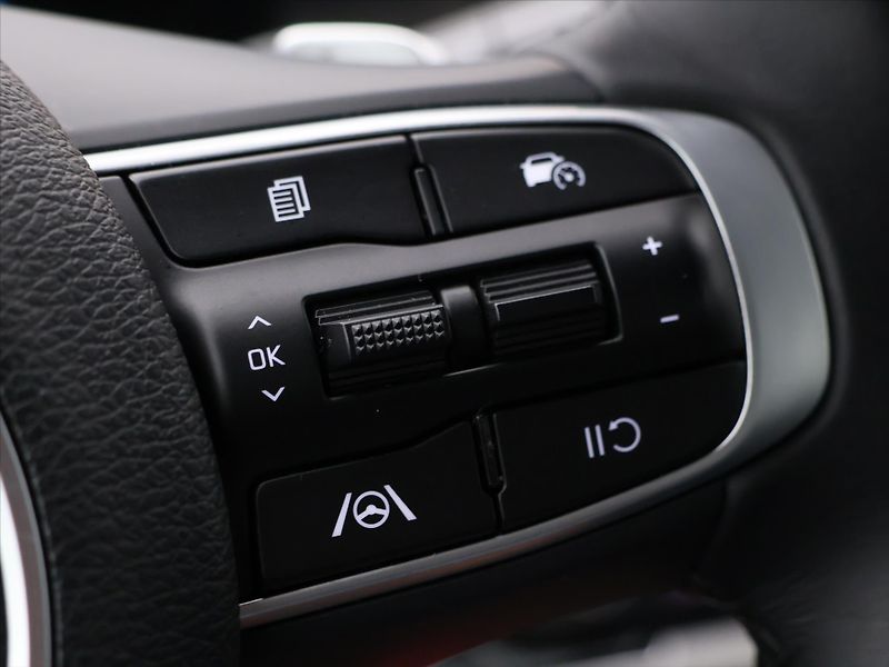 Kia Sportage 1,6 T-Gdi 118kW Exclusive DPH - fotka 18 z 36