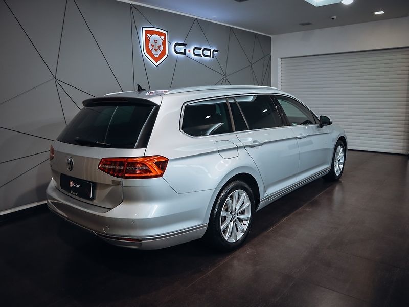 Volkswagen Passat Variant 1.5 TSI Highline Variant - fotka 5 z 28