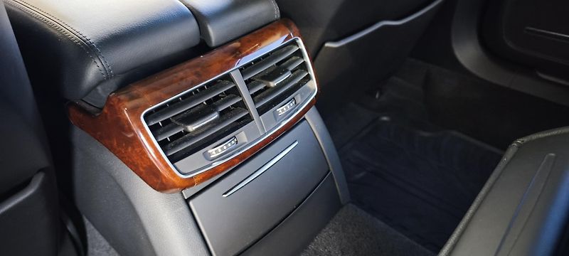 Audi A8 (2013) Audi A8, Audi A8L 4.2 V8, LONG - fotka 33 z 65