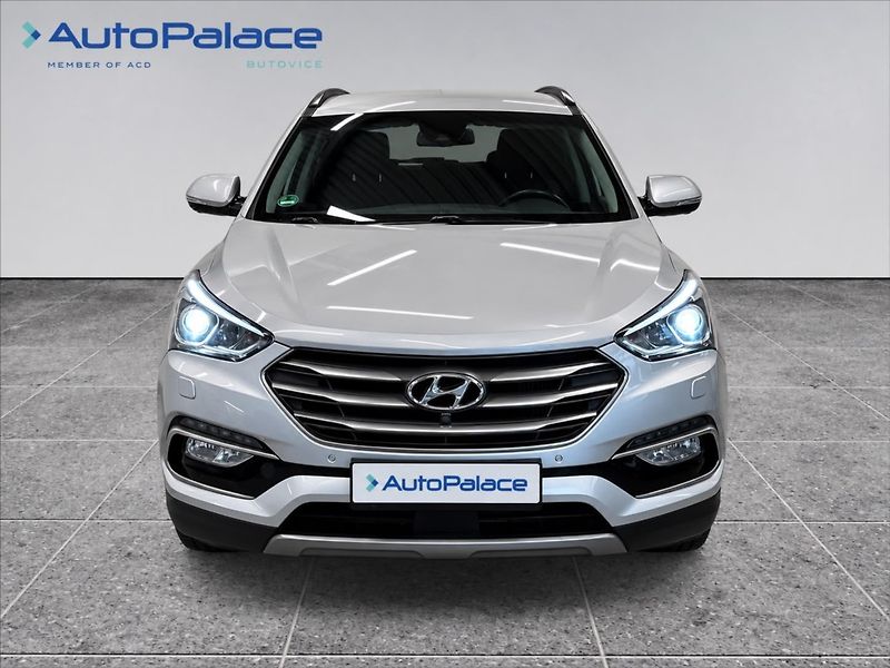 Hyundai Santa Fe 2,2 147 KW  , STYLE PREMIUM - fotka 2 z 16
