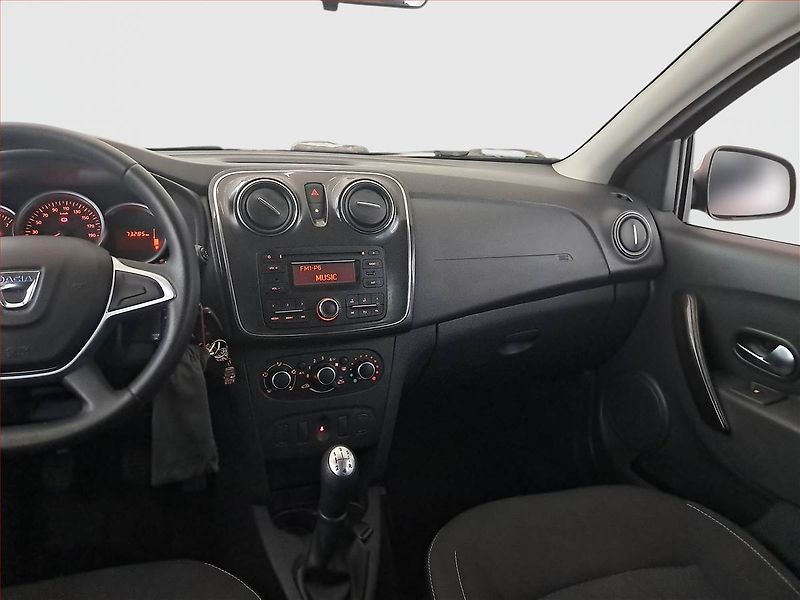 Dacia Logan (2017) 1.0 SCe, Serv.kniha - fotka 8 z 16