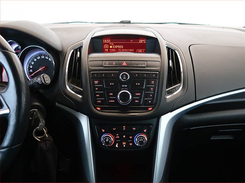 Opel Zafira (2013) 1.4 Turbo, 7 míst, Serv.kniha - fotka 12 z 16