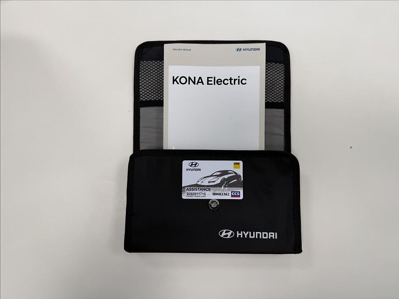 Hyundai Kona Power 65kWh  Style Premium TT - fotka 26 z 30