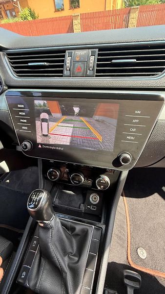 Škoda Superb (2018) - fotka 5 z 10