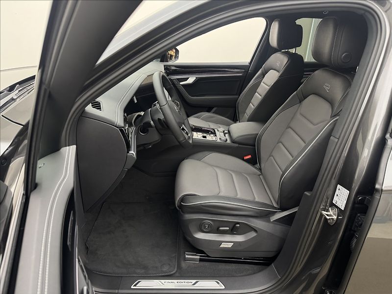 Volkswagen Touareg 3,0 HUD MASÁŽ NZTOP ČR ZÁRUKA - fotka 15 z 54