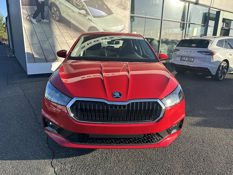 Škoda Fabia CLASSIC 1.0TSI 70kW + tažné - fotka 2 z 12