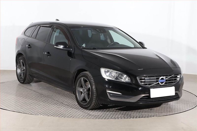 Volvo V60 (2015) D4 2.0, Automat, Serv.kniha - fotografie inzerátu