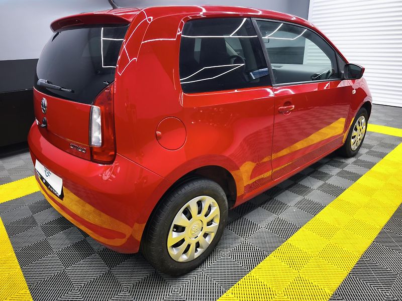 Škoda Citigo (2014) 55kw, výhřev sed., navi, klima - fotka 4 z 23