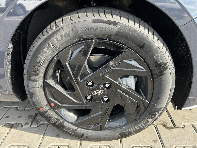 Hyundai i20 26 1,0 T-GDI DCT GO PLUS! 66kW - fotka 4 z 30