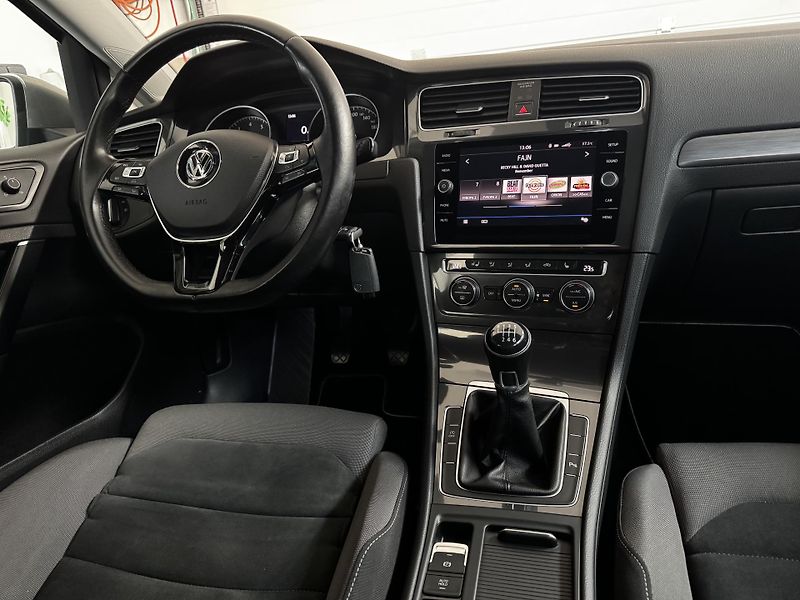 Volkswagen Golf (2019) Comfortline 1.4 TSI 92 KW - CZ - fotka 13 z 24