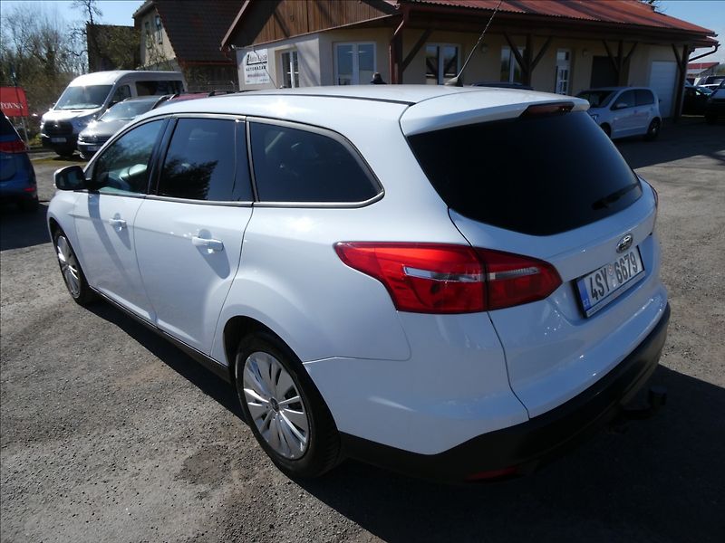 Ford Focus 1,5 TDCi Combi,po servise+STK - fotka 7 z 51