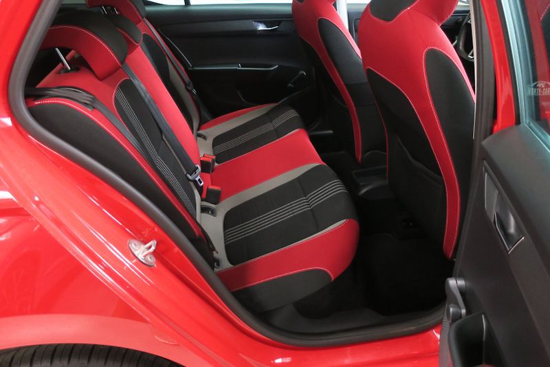 Škoda Fabia (2016) 1.2TSi Monte Carlo ČR - fotka 40 z 50