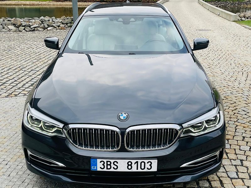 BMW Řada 5 520D AUT KAMERA SERVISKA - fotka 5 z 58