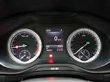 Škoda Karoq 1,6 TDI DSG Style Sport Navi - náhled 18