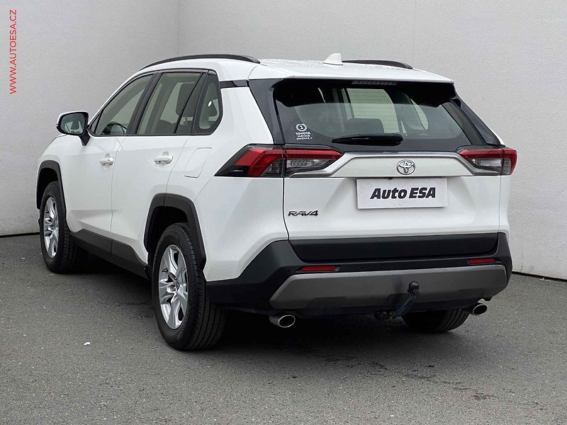 Toyota RAV4 (2021) 2.0i 16V, 1.maj,ČR, LED, TZ - fotka 6 z 19