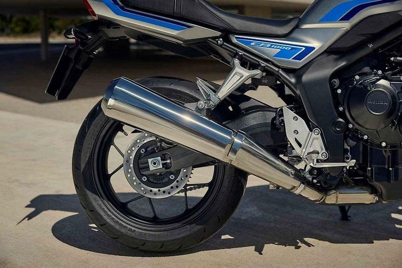Honda CB1000F bude v nabídce značky jediným čtyřválcovým litrem, který nemá sportovní zaměření.