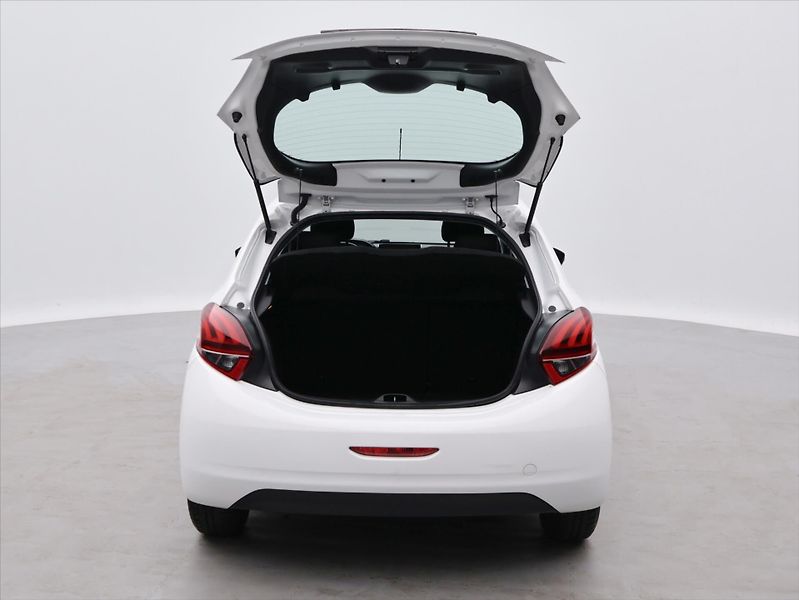 Peugeot 208 1.5 HDI 75 kW Klima CZ 86'853 - fotka 9 z 25