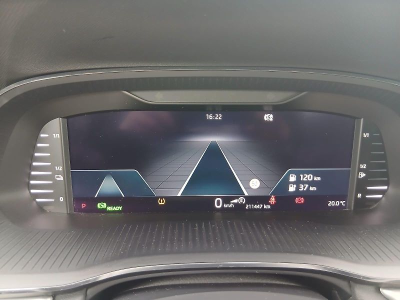Škoda Octavia 4, iV, Plug in Hybrid, ALU 18 - fotka 32 z 66
