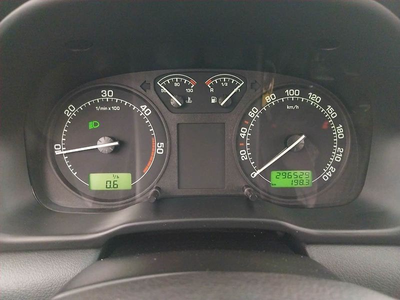 Škoda Octavia (2003) 1.9 TDI, po STK, Tažné, Klima - fotka 11 z 17
