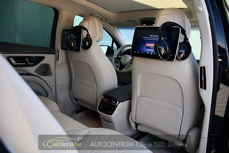 Mercedes-Benz EQS 450 4MATIC AMG REZERVACE - fotka 15 z 64