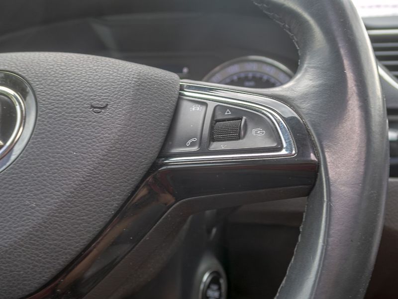 Škoda Superb (2017) 12/17 ČR 2.0TDI–LAURIN KLEMENT - fotka 18 z 59