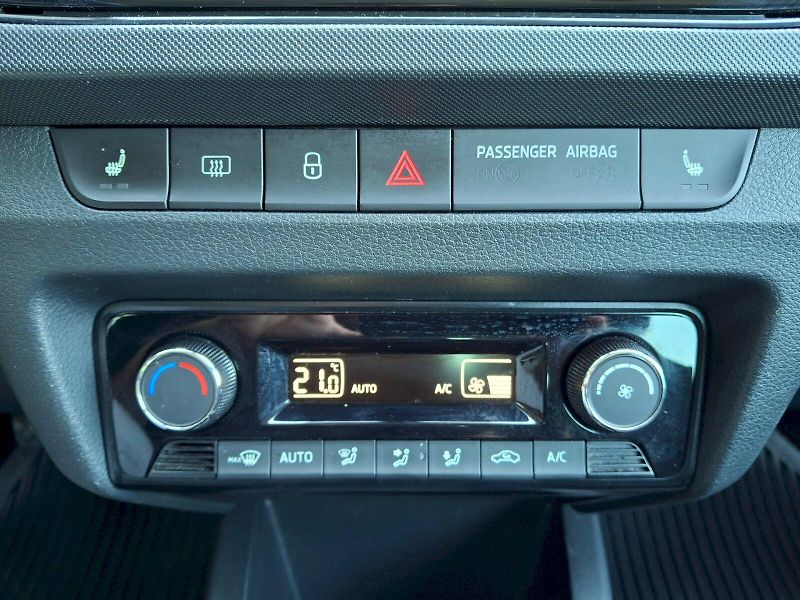 Škoda Fabia (2022) Combi Ambition 1,0TSi 70kW - fotka 23 z 31