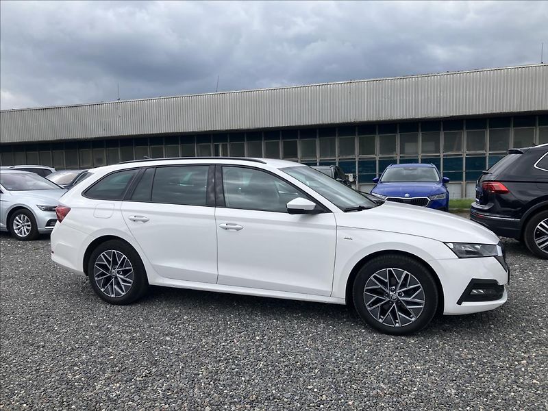 Škoda Octavia 2,0 TAŽNÉ,MATRIX-BEAM,COLUMBUS - fotka 8 z 40