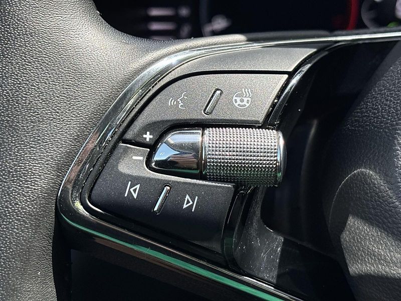 Škoda Karoq (2022) 2.0 TDI Style + - fotka 20 z 32
