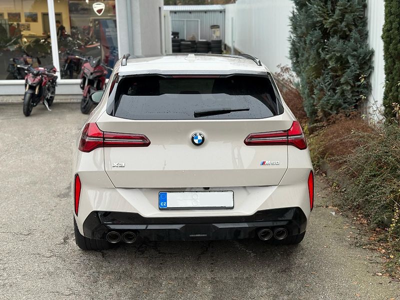 BMW X3 M50i H&K PANO PC 2.515.000 - fotka 6 z 13