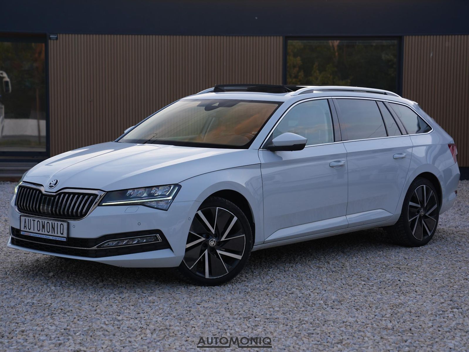 Škoda Superb Combi 2.0 TDI 4x4 Pano, 360